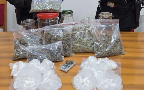 Scoperto laboratorio di droga, arrestati due albanesi
