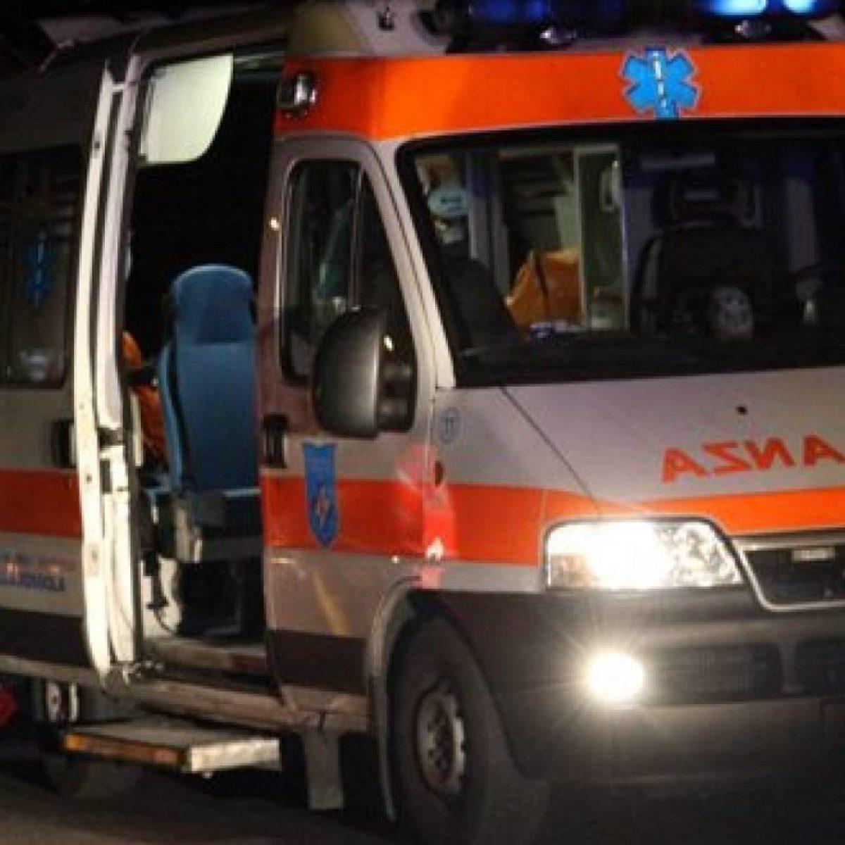 Scontro tra auto e moto: 35enne ricoverato in ospedale