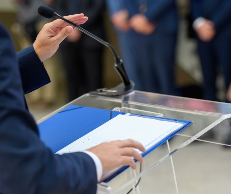 Maxi intervento di asfaltature: 12mila mq e 500mila euro per 11 vie