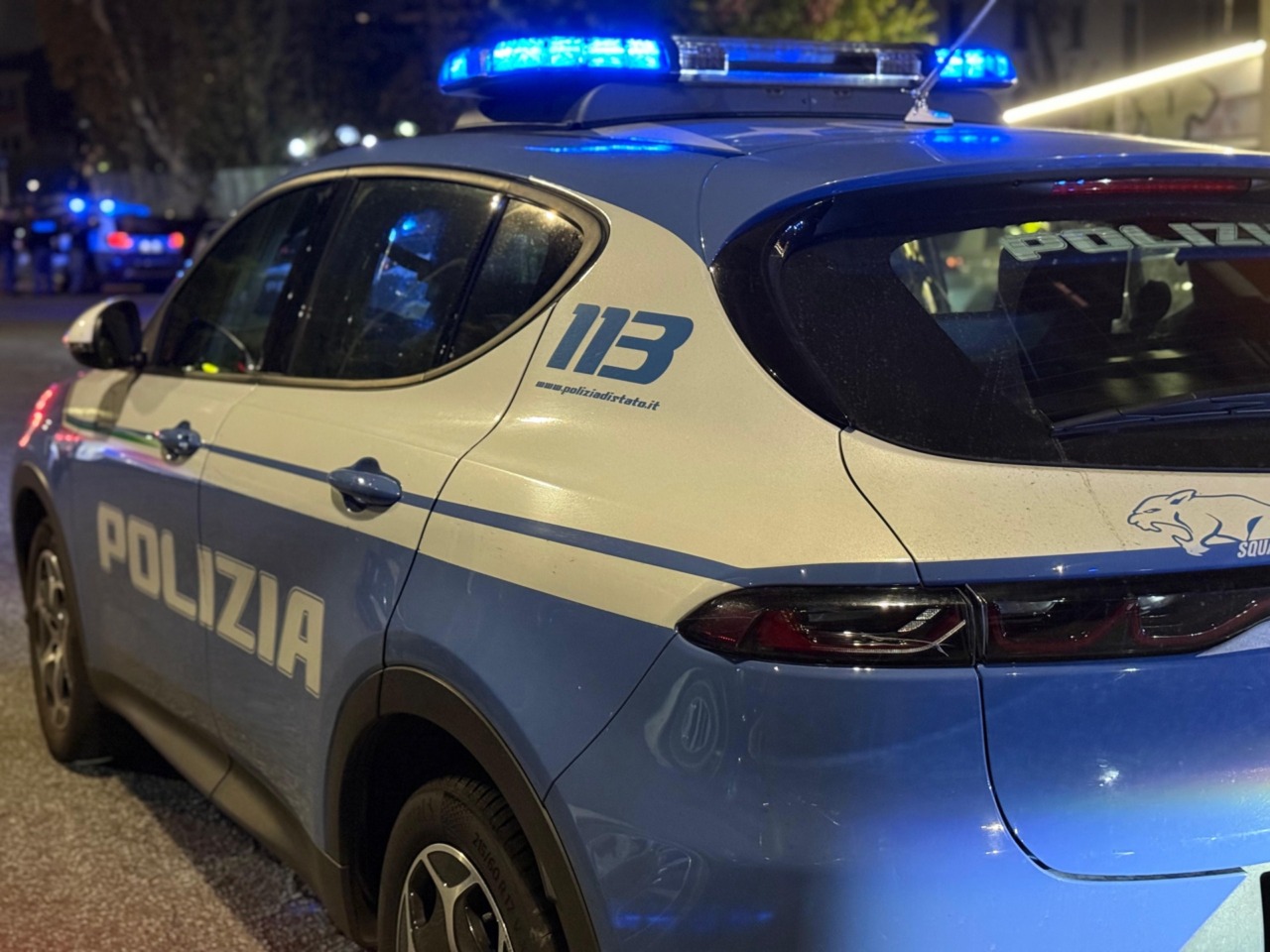 Donna senza patente fermata su motorino rubato