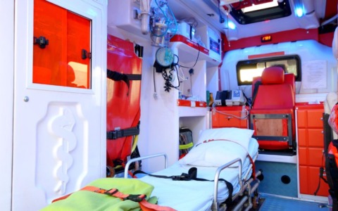 Risse, feriti e incidenti nella notte prima del Gran Premio