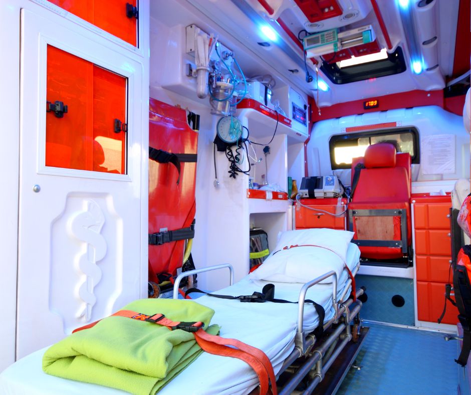 Risse, feriti e incidenti nella notte prima del Gran Premio
