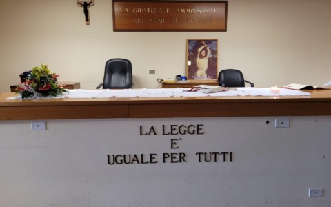 Frattura al polso dopo una caduta: causa contro l’ospedale di Monza